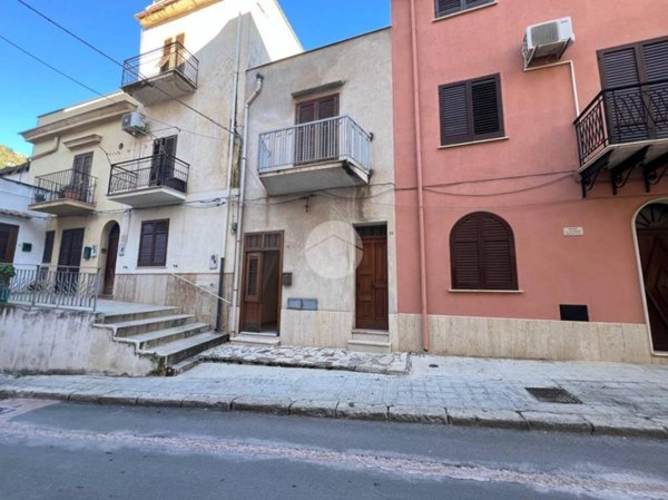 casa indipendente in vendita a Castellammare del Golfo