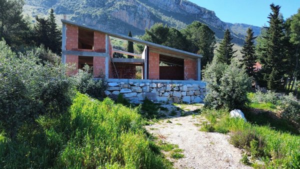 casa indipendente in vendita a Castellammare del Golfo