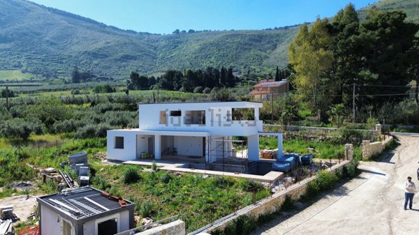 casa indipendente in vendita a Castellammare del Golfo