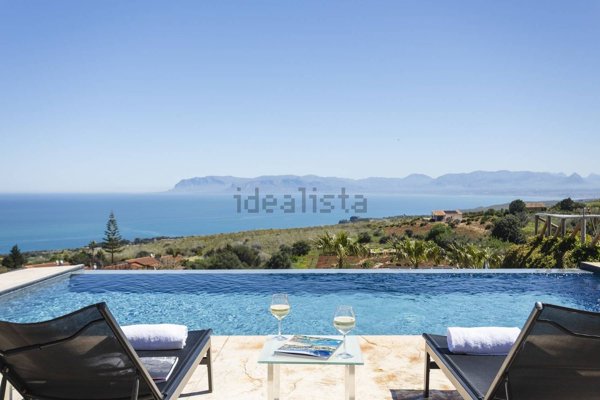 casa indipendente in vendita a Castellammare del Golfo in zona Scopello