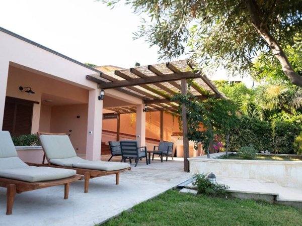 casa indipendente in vendita a Castellammare del Golfo in zona Scopello