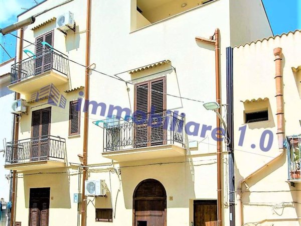 casa indipendente in vendita a Castellammare del Golfo