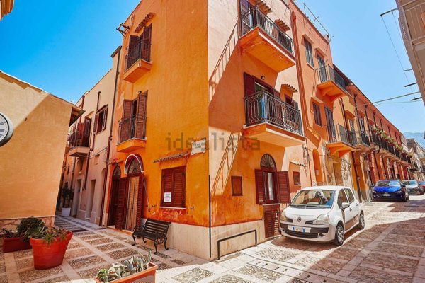 casa indipendente in vendita a Castellammare del Golfo