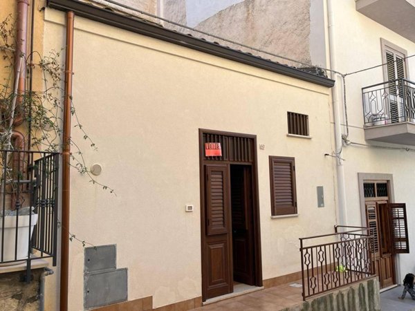 casa indipendente in vendita a Castellammare del Golfo