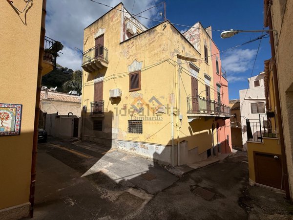 casa indipendente in vendita a Castellammare del Golfo