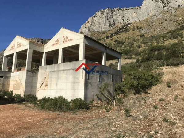 casa indipendente in vendita a Castellammare del Golfo