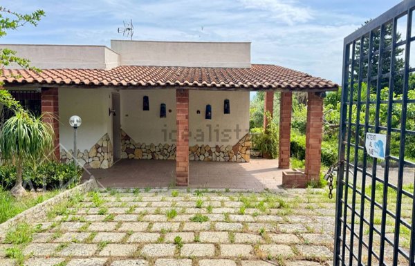 casa indipendente in vendita a Castellammare del Golfo