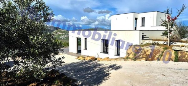 casa indipendente in vendita a Castellammare del Golfo in zona Scopello