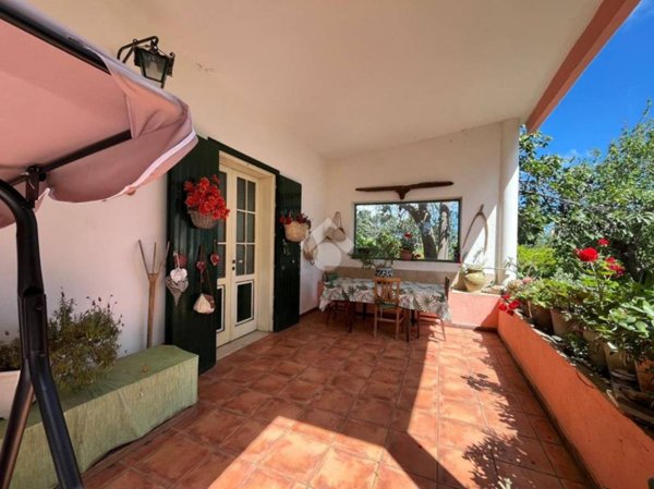 casa indipendente in vendita a Castellammare del Golfo in zona Scopello