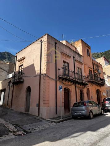 casa indipendente in vendita a Castellammare del Golfo