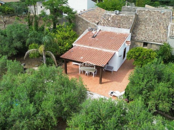 casa indipendente in vendita a Castellammare del Golfo