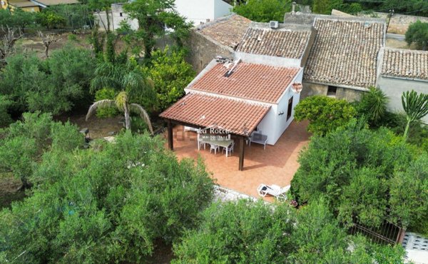 casa indipendente in vendita a Castellammare del Golfo