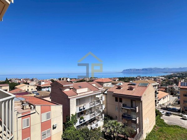 appartamento in vendita a Castellammare del Golfo