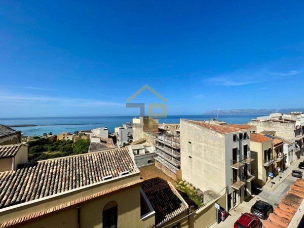 casa indipendente in vendita a Castellammare del Golfo