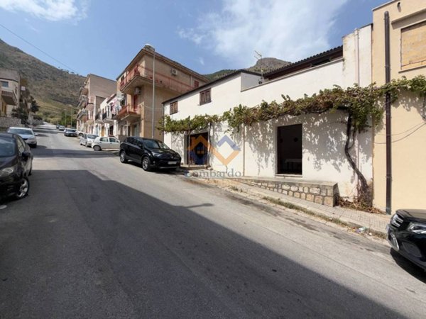 appartamento in vendita a Castellammare del Golfo
