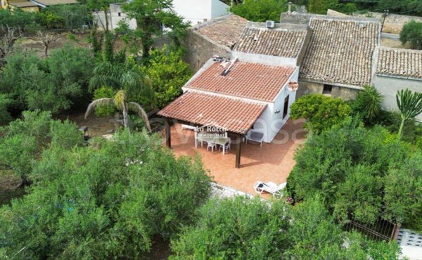 casa indipendente in vendita a Castellammare del Golfo