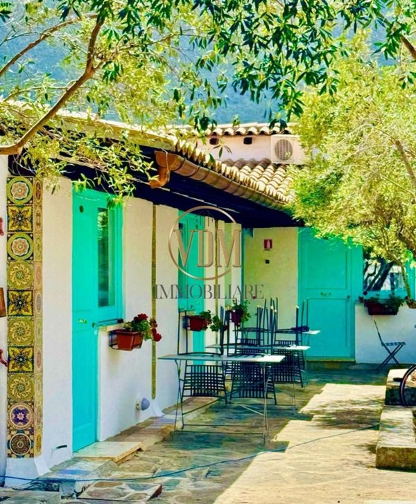casa indipendente in vendita a Castellammare del Golfo in zona Scopello