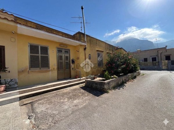appartamento in vendita a Castellammare del Golfo