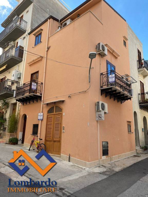 casa indipendente in vendita a Castellammare del Golfo in zona Scopello
