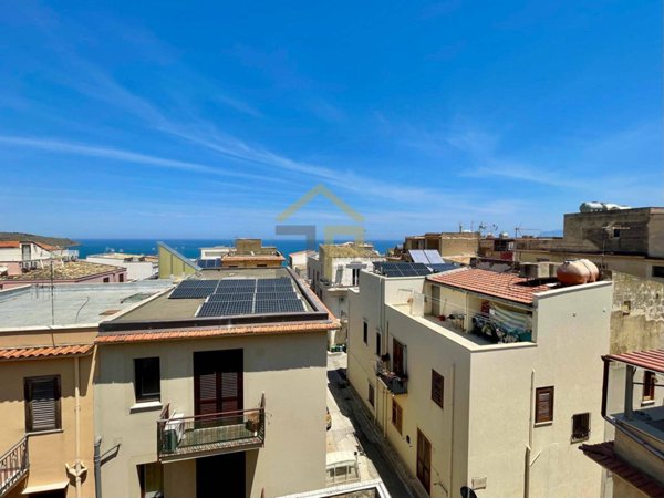 casa indipendente in vendita a Castellammare del Golfo