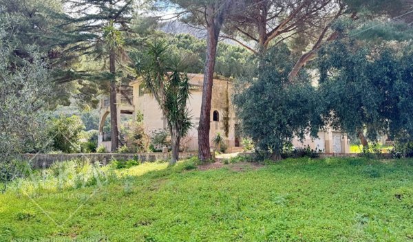 casa indipendente in vendita a Castellammare del Golfo in zona Scopello
