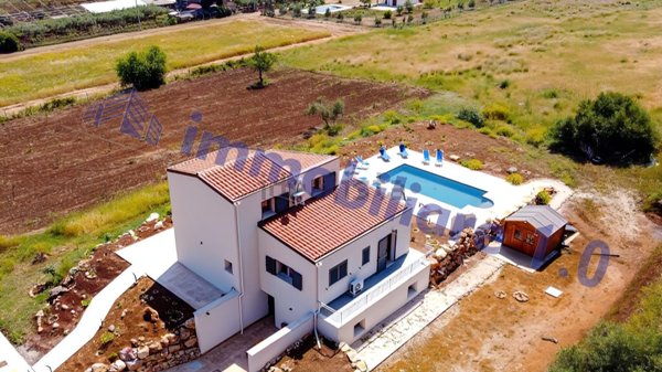 casa indipendente in vendita a Castellammare del Golfo in zona Scopello