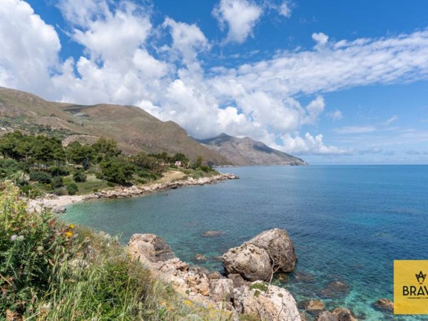 casa indipendente in vendita a Castellammare del Golfo in zona Scopello