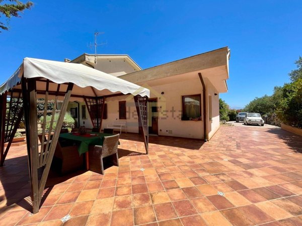 casa indipendente in vendita a Castellammare del Golfo