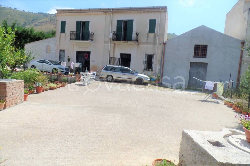 casa indipendente in vendita a Castellammare del Golfo in zona Balata di Baida