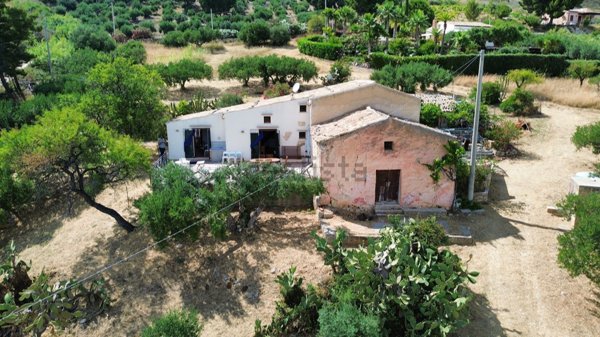 casa indipendente in vendita a Castellammare del Golfo in zona Balata di Baida