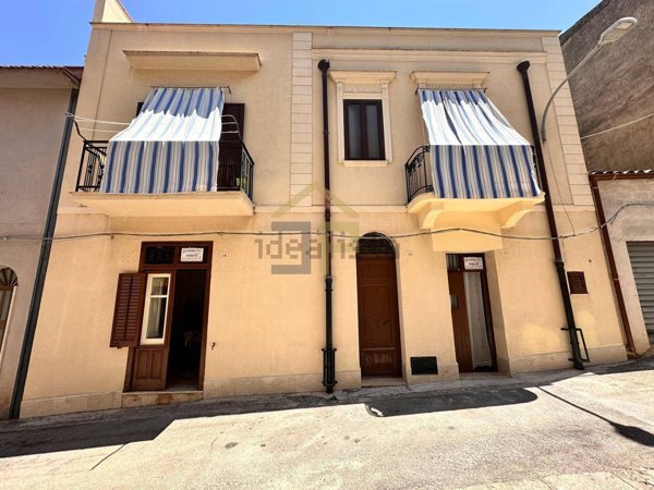 casa indipendente in vendita a Castellammare del Golfo