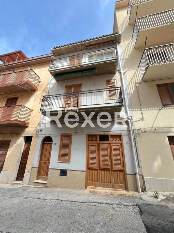 casa indipendente in vendita a Castellammare del Golfo