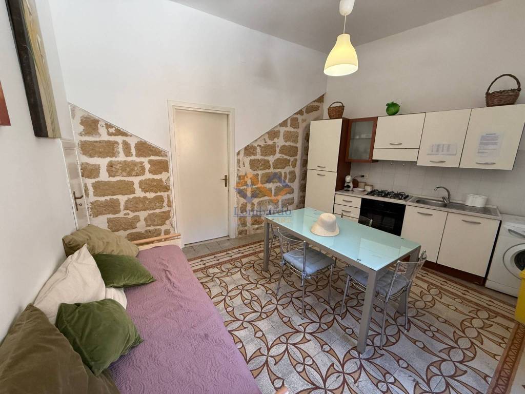 casa indipendente in vendita a Castellammare del Golfo