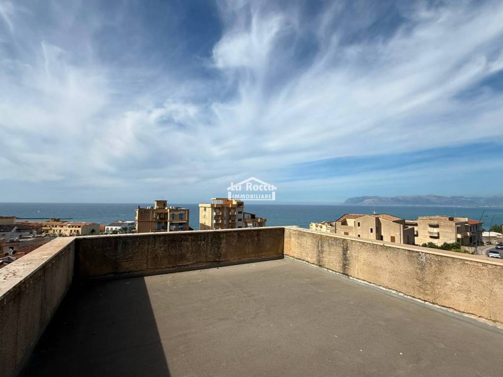 casa indipendente in vendita a Castellammare del Golfo