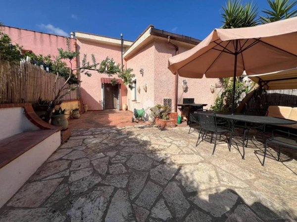 casa indipendente in vendita a Castellammare del Golfo in zona Balata di Baida