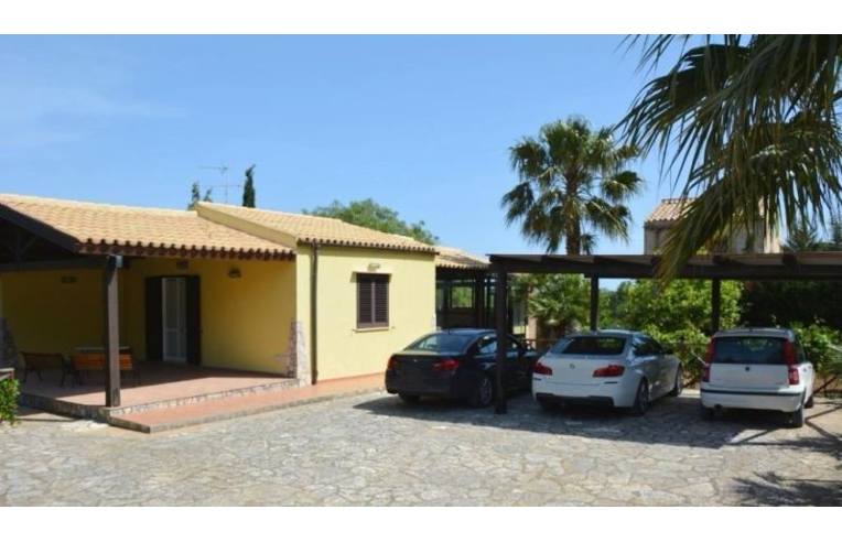 casa indipendente in vendita a Castellammare del Golfo in zona Scopello