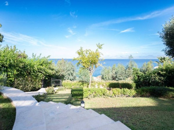 casa indipendente in vendita a Castellammare del Golfo in zona Scopello
