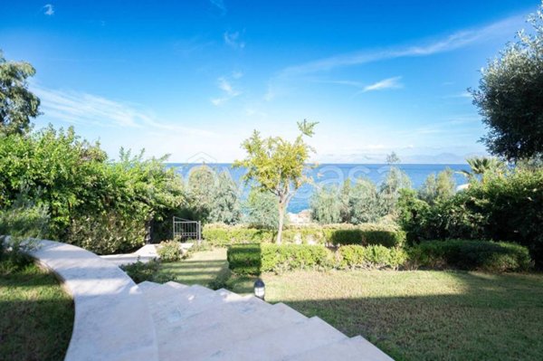 casa indipendente in vendita a Castellammare del Golfo in zona Scopello