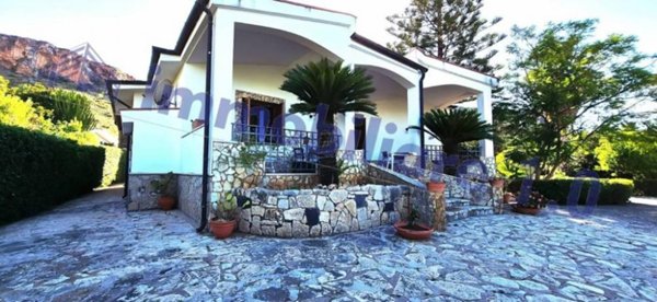 casa indipendente in vendita a Castellammare del Golfo in zona Scopello