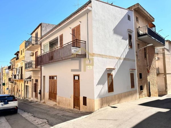casa indipendente in vendita a Castellammare del Golfo
