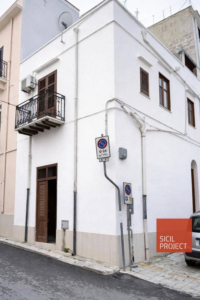casa indipendente in vendita a Castellammare del Golfo