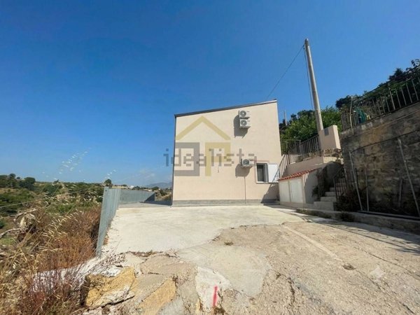 casa indipendente in vendita a Castellammare del Golfo