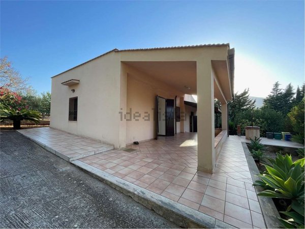 casa indipendente in vendita a Castellammare del Golfo in zona Balata di Baida