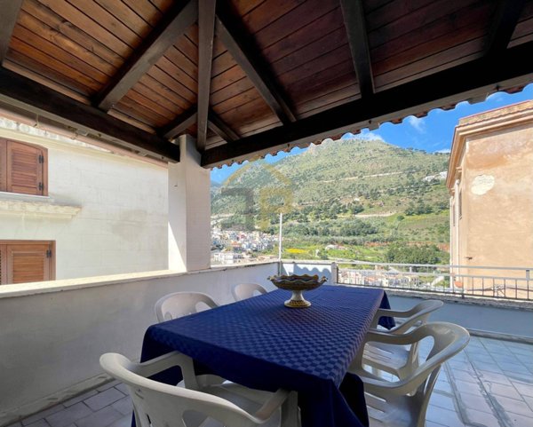casa indipendente in vendita a Castellammare del Golfo