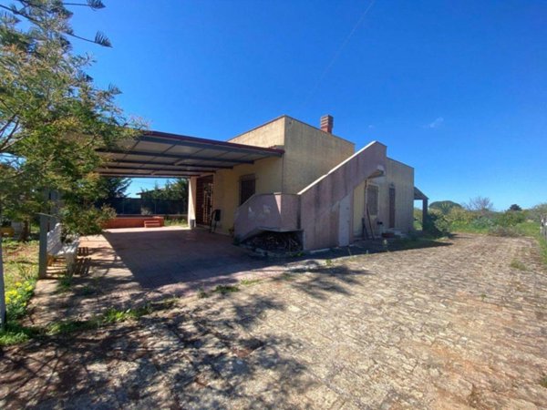 casa indipendente in vendita a Castelvetrano