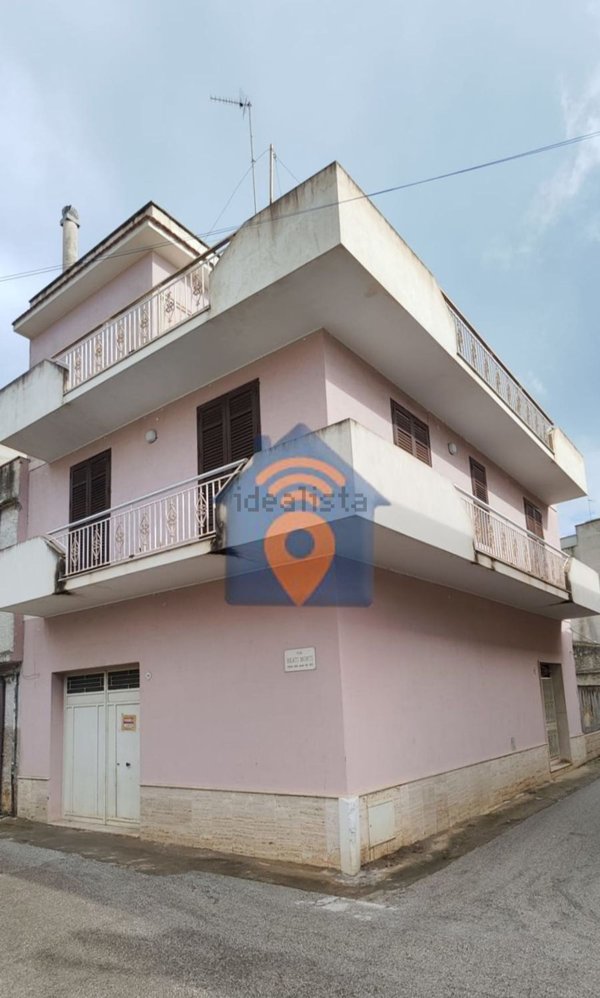 casa indipendente in vendita a Castelvetrano