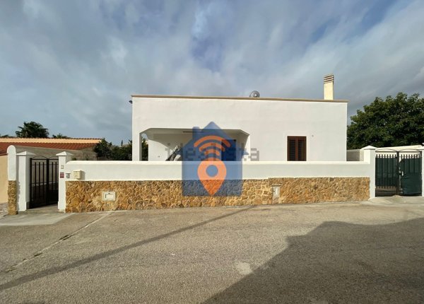 casa indipendente in vendita a Castelvetrano in zona Triscina di Selinunte