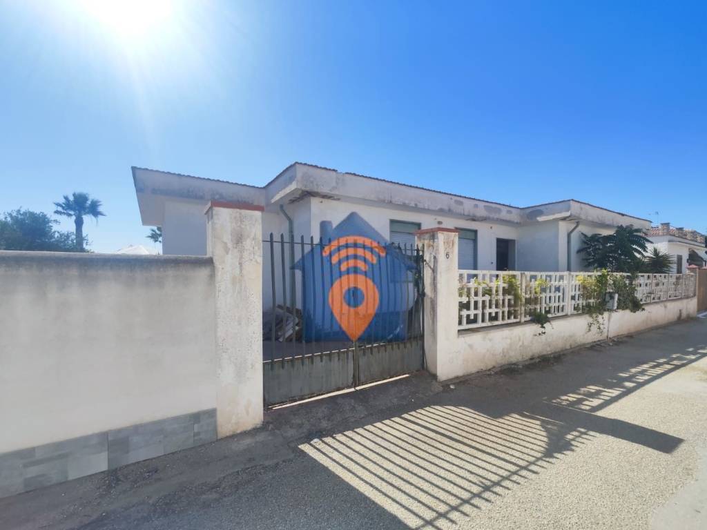 casa indipendente in vendita a Castelvetrano in zona Triscina di Selinunte