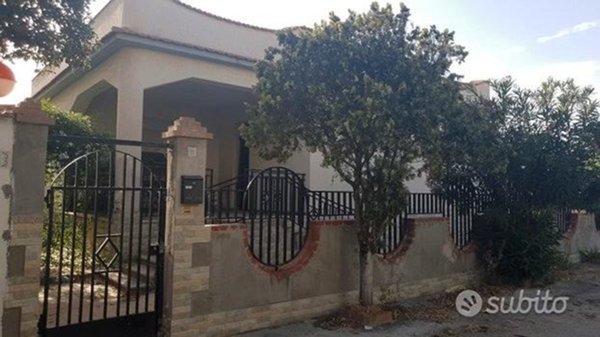 casa indipendente in vendita a Castelvetrano in zona Triscina di Selinunte