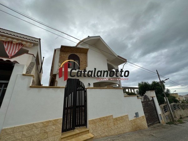 casa indipendente in vendita a Castelvetrano in zona Triscina di Selinunte